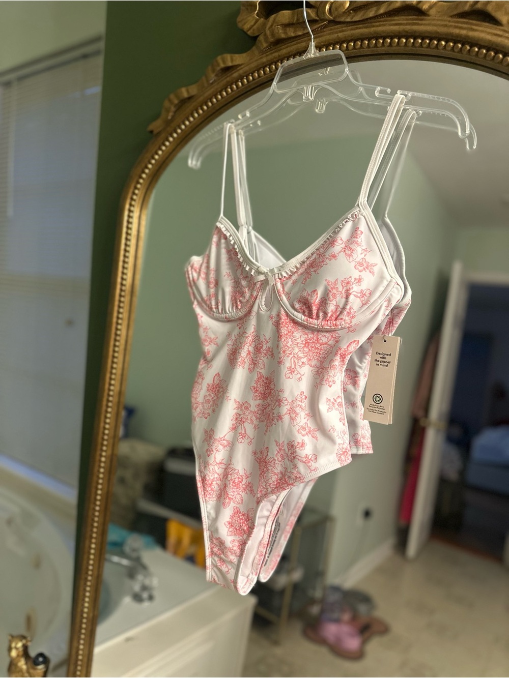 Floral Underwire One-Piece Swimsuit - Pink on White